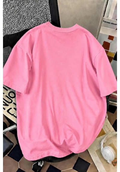 Pop Art Tarzı "bantlanmış Kedi" Desenli Pamuklu Rahat Unisex Tişört Pembe