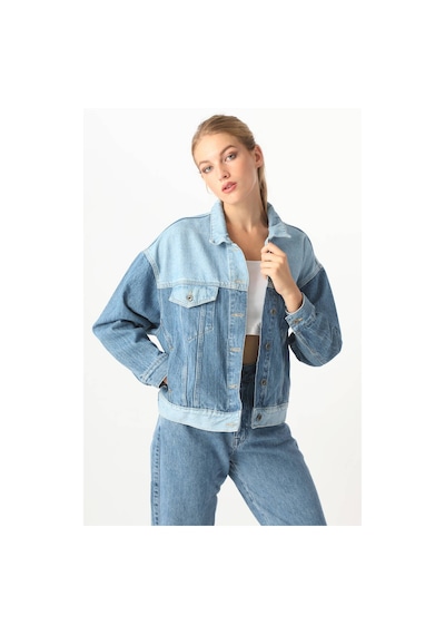 Kadın Renk Bloklu Oversize Jean Ceket Mavi 001