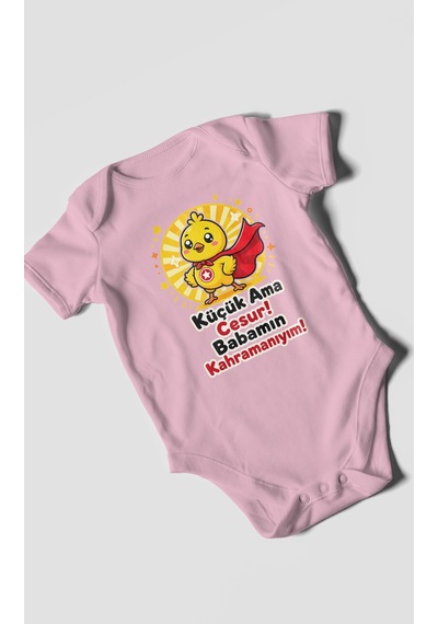 Morivokids Küçük Ama Cesur Babamın Kahramanıyım Kısa Kollu Bebek Body %100 Pamuk Koyu Pembe