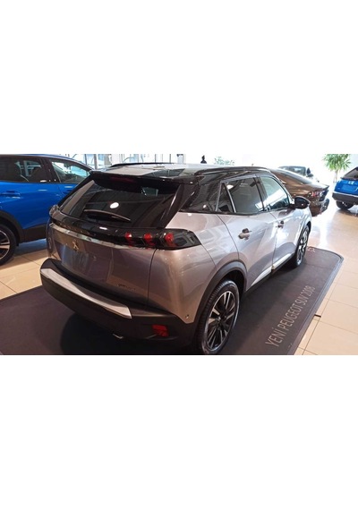 Peugeot 2008 Bagaj Ust Kromu 3 Parca N11.2915