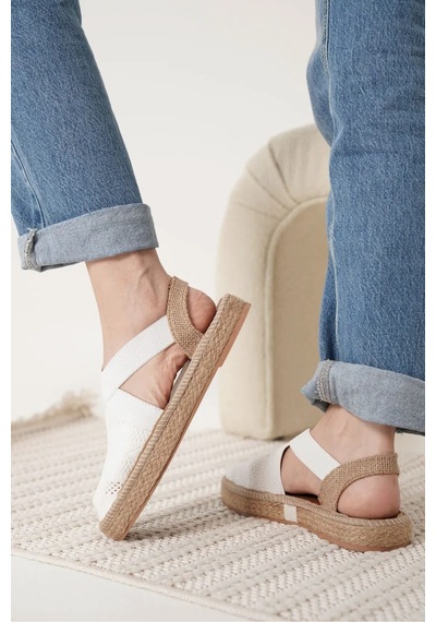 Trendella Kadın Beyaz Espadril Ayakkabı Tr19my01b Kırmızı