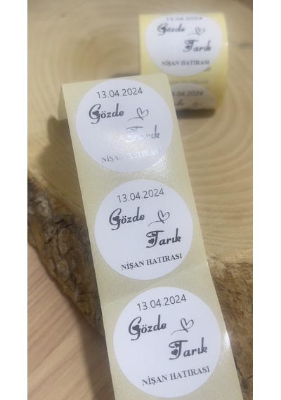 Nişan Hatırası Nikah Hatırası Yuvarlak Yapışkanlı Etiket 3 x 3 CM 150 Adet