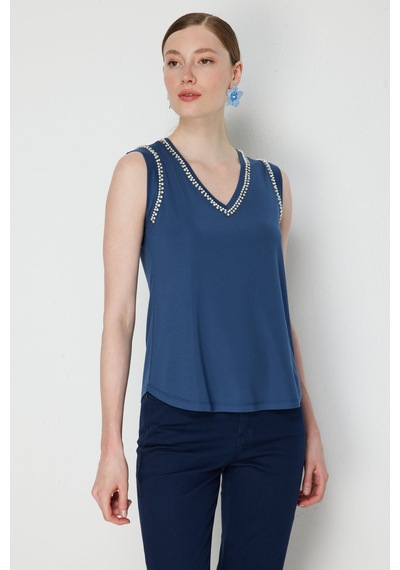 On Kadın V Yaka Taş Detaylı Bluz 71435 Indigo