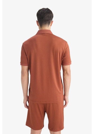 DeFacto Slim Fit Dar Kesim Polo Yaka Dokulu Kısa Kollu Krinkıl Tişört E1222AX25SMBN312