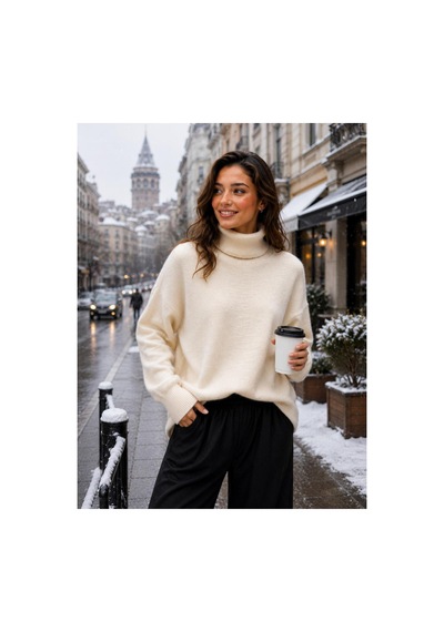 Hira Life Fashion Sfg Life Moda Kadın Balıkçı Yaka Tüylü Şardonlu Oversize Kazak Bej Bej