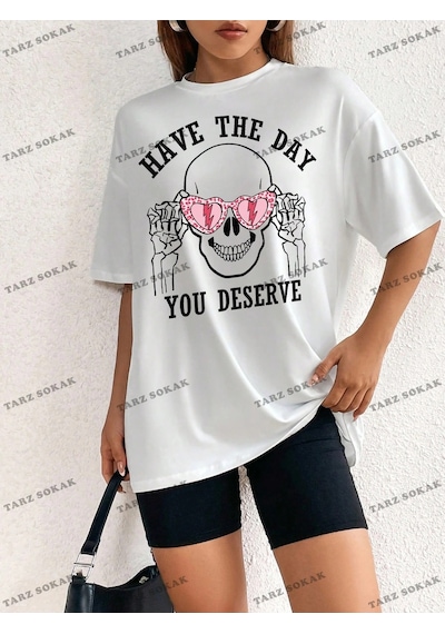 Tarzsokak Unisex Bay Kadın Kafatası Ve Slogan Baskılı Düşük Omuz Tişört Kod-1381 Beyaz