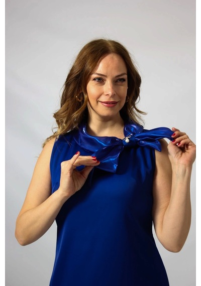 Moda Berray 986 Sax Yakası Organze Fiyonk Broşlu Saten Kısa Büyük Beden Elbise Sax Saks Mavi Moda Berray 986 Sax Yakası Organze Fiyonk Broşlu Saten Kısa Büyük Beden Elbise Sax Saks Mavi