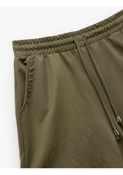 Koton Regular Fit Cepli Beli Bağcıklı Normal Paça Mini Şort Haki 5sak70036ek Haki