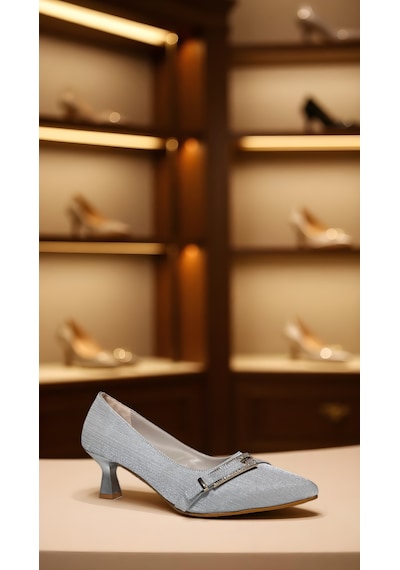 Altın Pabuç Kadın Topuklu Ayakkabı - Stiletto, Her Tarza Uyumlu Klasik Şıklık Gümüş