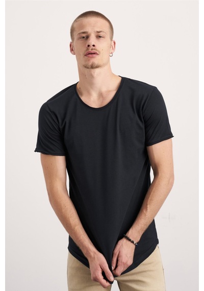 Cool Tarz 2'li Paket Beyaz-siyah Pis Yaka Salaş T-shirt Beyaz-siyah Beyaz-siyah