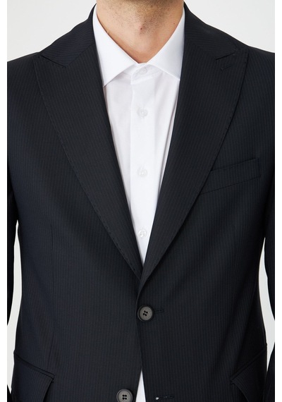Lacivert İnce Çizgili Modern Slim Fit Klasik Yaka Takım Elbise Desenli