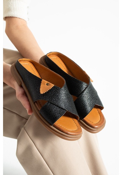 Dabab Shoes Narel Kadın Siyah Hakiki Deri Düz Taban Çapraz Bant Terlik Sandalet