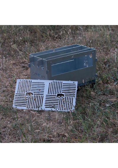 Kamp Ayısı Pyrowide Geniş Katlanır Metal Ateş Kutusu - 2mm Gri Galvaniz Çelik, Çantalı, 39.5 X 26.5 X 21 Cm Gri