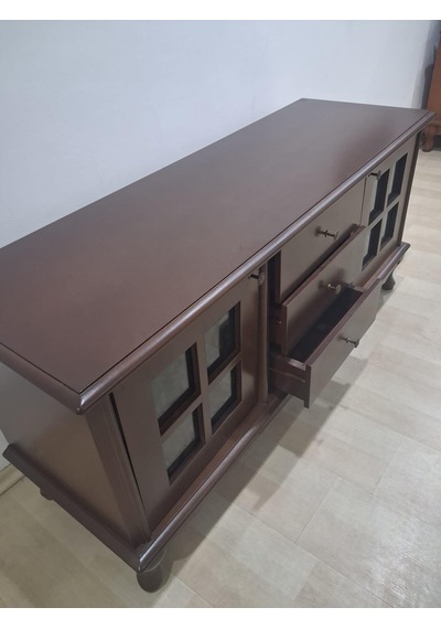 Tv Sehpa St 90567 Pencere Model Ahşap Kayın Aslan Ayak Ceviz Renk 125 Cm El Yapım Ceviz