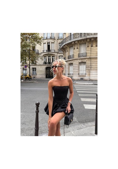 Wellway Amadora Strapless Çapraz İp Sırt Detaylı Askısız Balon Crop& Etek İkili Takım-6127 Siyah Wellway Amadora Strapless Çapraz İp Sırt Detaylı Askısız Balon Crop& Etek İkili Takım-6127 Siyah