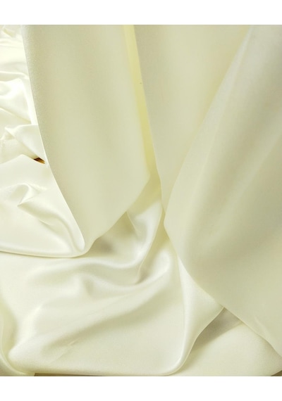 Kırık Beyaz Renkte Saten Kumaş En 130 Cm X Boy 120 Cm -10388 Beyaz