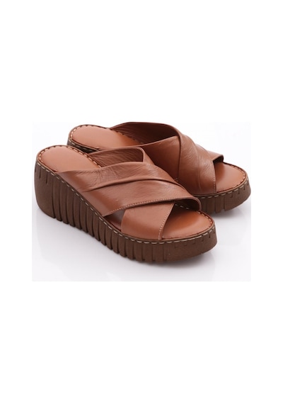 Dgn 252 Kadin Çift Şeritli Terlik 252-2498-R2605 Taba