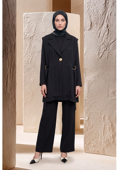 Armine Trend Klasik Yaka Aksesuar Detaylı Uzun Ceket Geniş Paça Pantolon Üçlü Takım Siyah 26ka630 Armine Trend Klasik Yaka Aksesuar Detaylı Uzun Ceket Geniş Paça Pantolon Üçlü Takım Siyah 26ka630