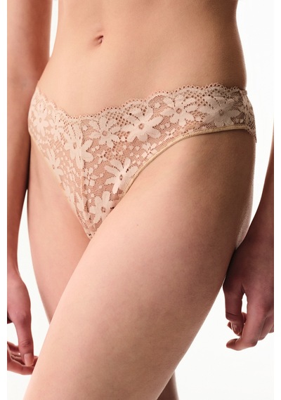 Penti  Bej Lace Dantel V Model Brazilian Külot