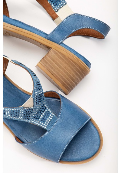Analin Shoes Kadın Hakiki Deri Lastikli Rahat Taşlı Sandalet Kot Mavi