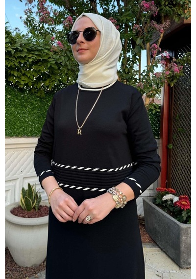 Rabia Şamlı Samanyolu Siyah Triko Elbise Normal