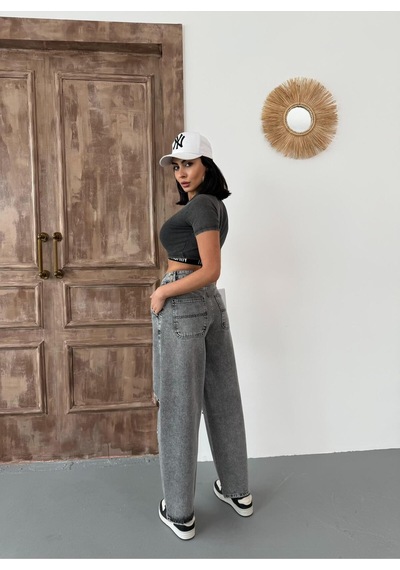 Kadın Skater Fit Yırtık Detaylı Yüksek Bel Kot Pantolon Gri Gri