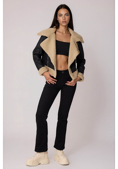 Vitrin Önü Düğmeli Kürklü Crop Biker Ceket Camel
