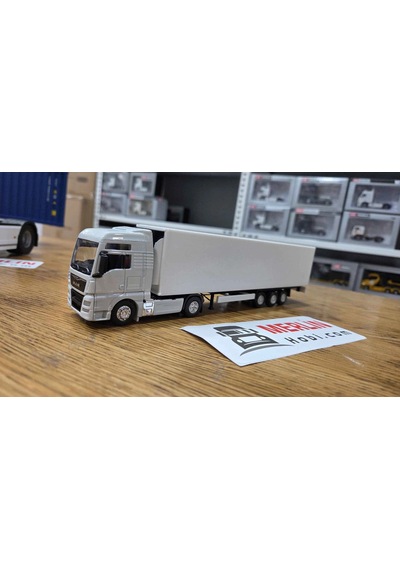 1/64 Ölçek Metal Man Tgx Xxl Beyaz + Frigo Dorseli
