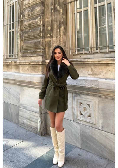 Neşeli Butik Kadın Cep Detaylı Kuşaklı Yaka Kürklü Kısa Kaşe Kaban Nbstr1019 Haki