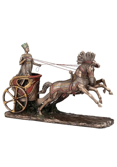 Veronese At Arabalı Nefertiti Koleksiyon Figür 30x19cm