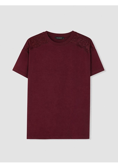 Lcw Everyday Bordo Bisiklet Yaka Dantel Detaylı Kadın Tişört