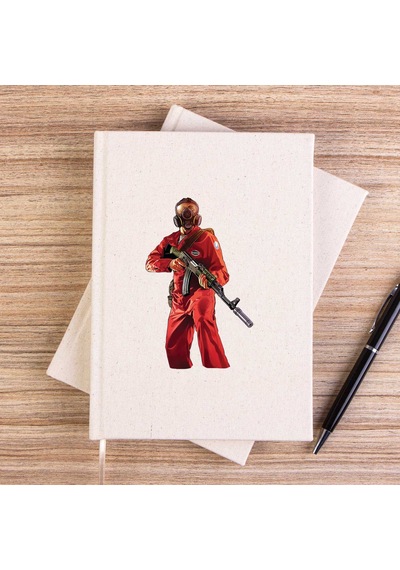 Gta Robber In Red Suit Man Çizgisiz Kanvas Defter Krem