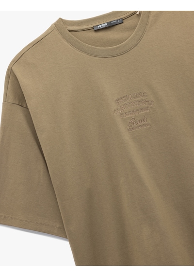 Koton Pamuklu Bisiklet Yaka Tok Kumaş Slogan İşlemeli Kısa Kollu Oversize Tişört Haki 5sam10180hk Haki Koton Pamuklu Bisiklet Yaka Tok Kumaş Slogan İşlemeli Kısa Kollu Oversize Tişört Haki 5sam10180hk Haki