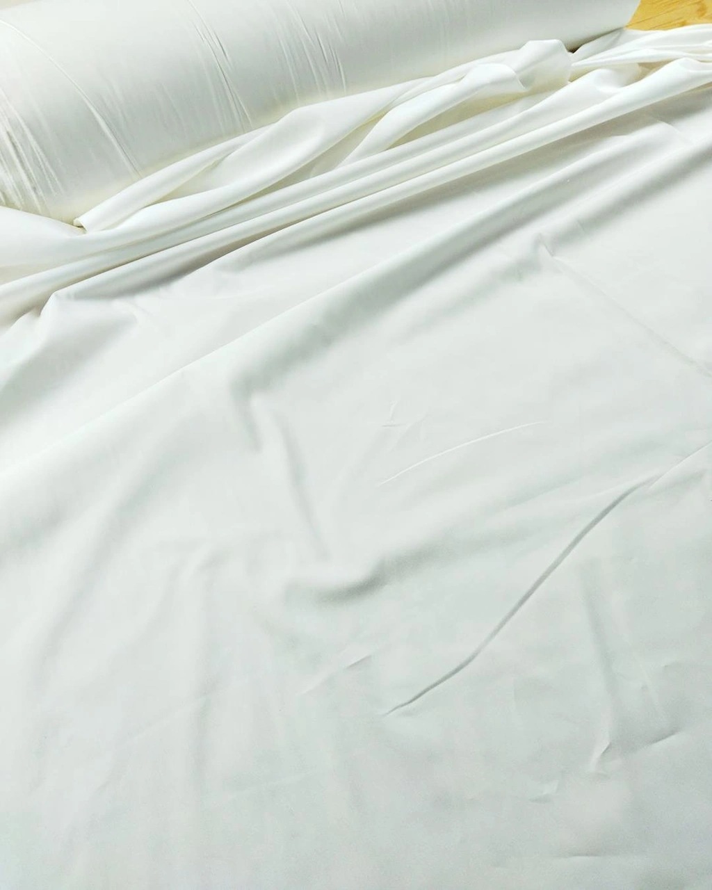 Gabardin Benzeri Dokuma İnce Tok Beyaz Renk En: 150 Cm-931 Renkli