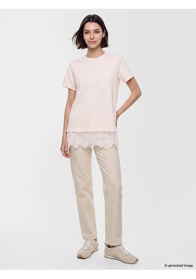 Lcw Modest Pembe Dantel Detaylı Soft Touch Kadın Tişört