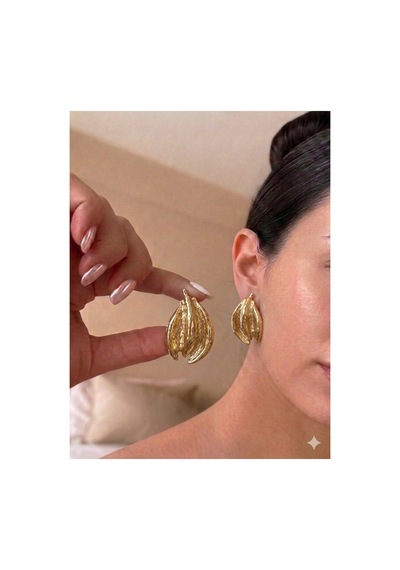 Kadın Gold Şık Küpe Kararmaz Paslanmaz Hediye Kutulu Kadın Küpe Altın - 887303339 Altın