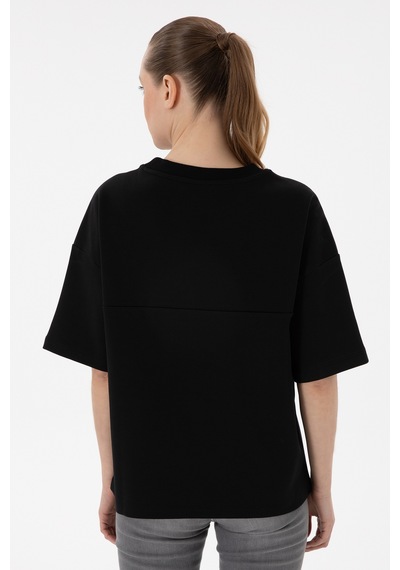 U.S. Polo Assn. Kadın Siyah Oversize Bisiklet Yaka Tişört 50294482-VR046