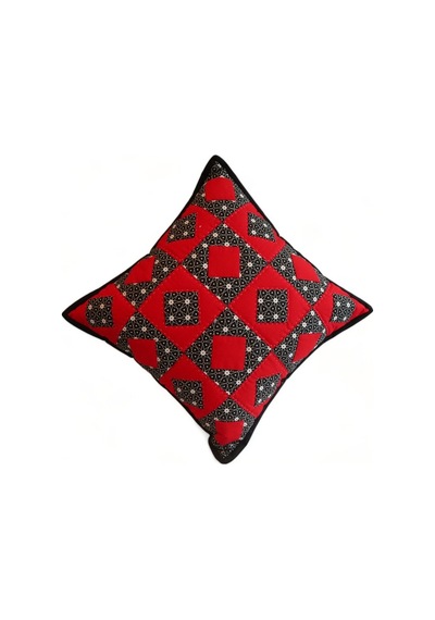 Patchwork El Yapımı Yastık Kırmızı Siyah Kırmızı
