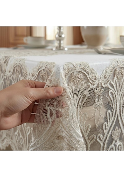 Fınezza1605 - 8690000058822 - Lilyum Dantelli Kadife Krem/bej Masa Örtüsü Dikdörtgen 160x230 Cm - 1605 Çok Renkli