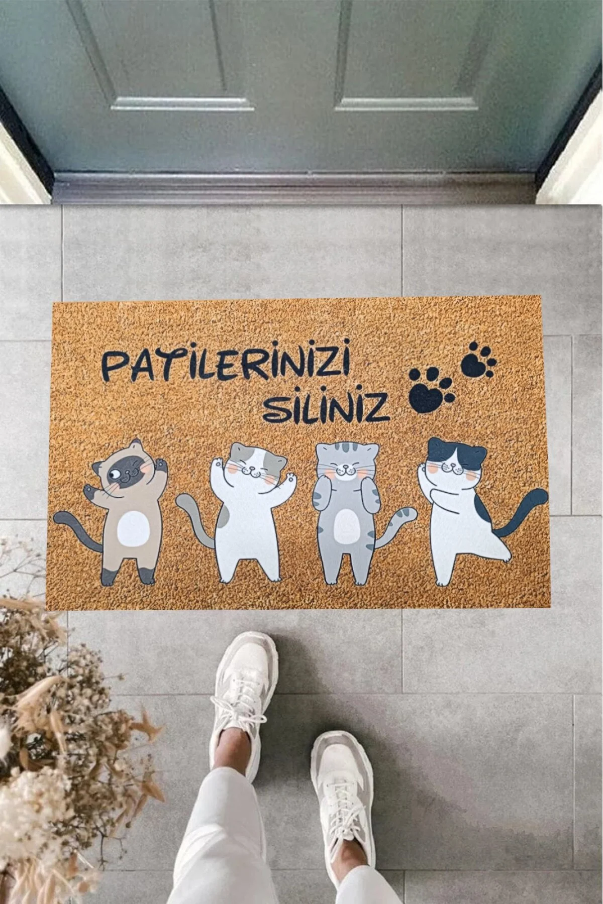 Kedili Patilerinizi Siliniz Iç Ve Dış Kapı Önü Paspası Sarı