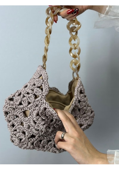 El Örgüsü Çiçekli Kadın El Çantası 30x27 Cm Füme