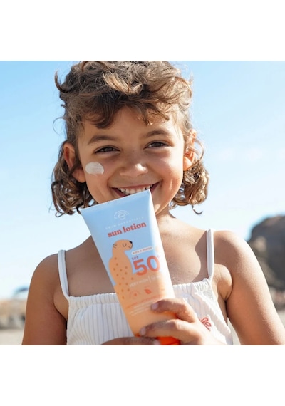 Swim Essentials Güneş Kremi Hassas Ciltler İçin Spf50+ Suya Dayanıklı 150 Ml