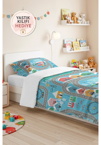 Evimde Bambaşka Şehir Yolu Mavi Erkek Çocuk Odası Tek Kişilik Pike Takımı - Renkli Yollar 160x220 CM Yatak Örtüsü Evimde Bambaşka Şehir Yolu Mavi Erkek Çocuk Odası Tek Kişilik Pike Takımı - Renkli Yollar 160x220 CM Yatak Örtüsü