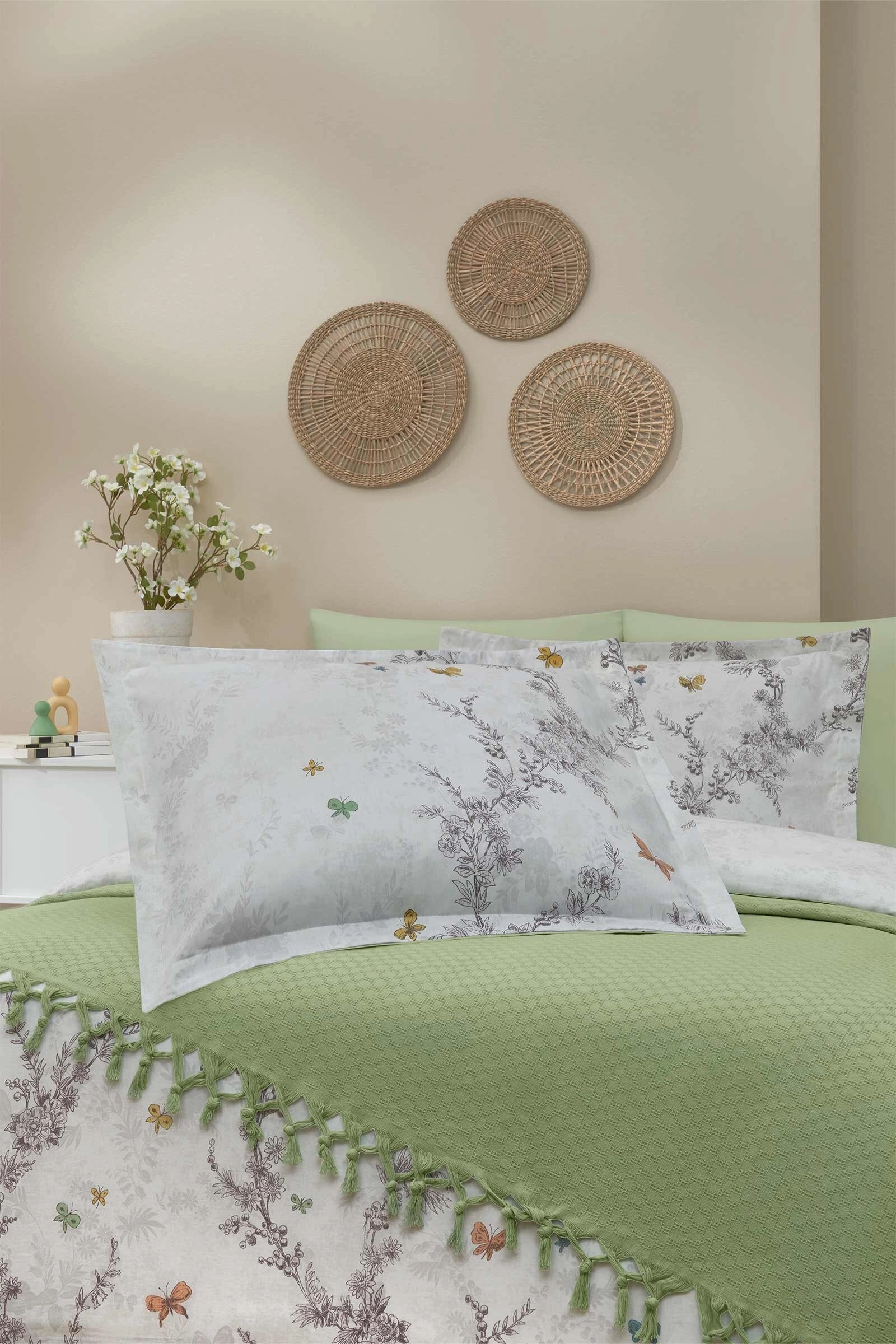 Özdilek Bloomlight Çift Kişilik Pikeli Nevresim Takımı Yeşil Yeşil 