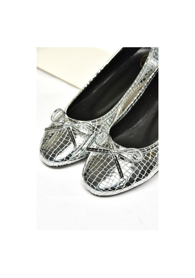 Fox Shoess726056307 Gümüş Yılan Baskılı Kadın Babet Gümüş