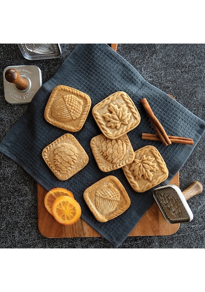 Nordicware Sonbahar Ormanı Kurabiye Damgası - Gümüş