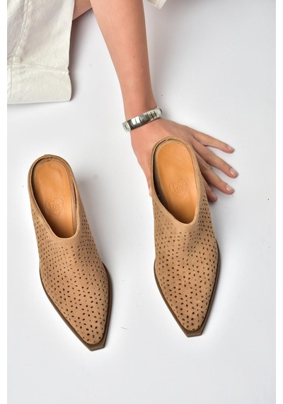 Fox Shoes Y654930702 Vizon Hakiki Deri Süet Western Topuklu Kadın Terlik