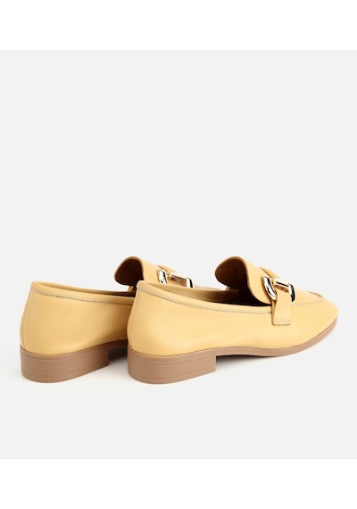 Hotiç Kadın Deri Sarı Toka Detaylı Klasik Loafer