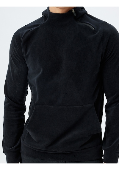 Koton Spor Sweatshirt Boxy Kapşonlu Polar Kalın Kumaşlı Fermuar Detaylı Kanguru Cepli Siyah 5wam70027nk