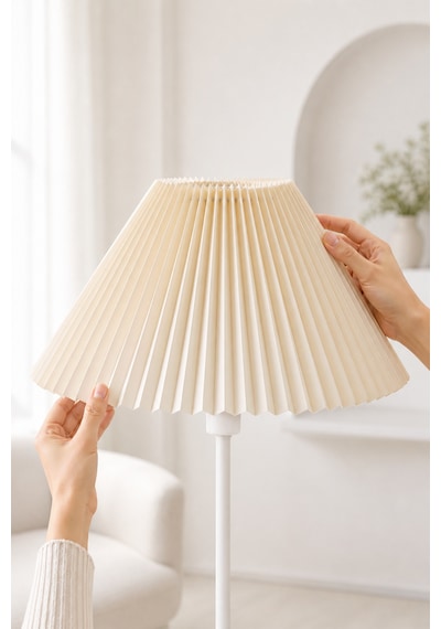 Beyaz Metal Ayaklı Lambader Kumaş Krem Umbrella Başlık 150 Cm Şık Modern Lam09
